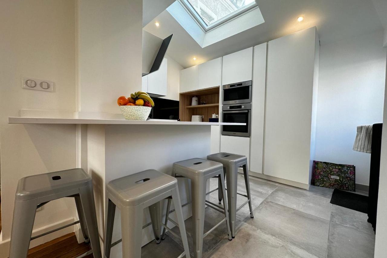 In The Beautiful Districts Of Tours A "Particular" With Great Comfort Exterior foto