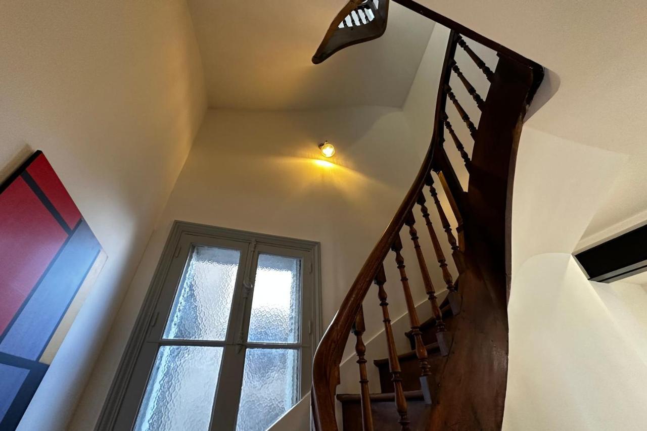 In The Beautiful Districts Of Tours A "Particular" With Great Comfort Exterior foto