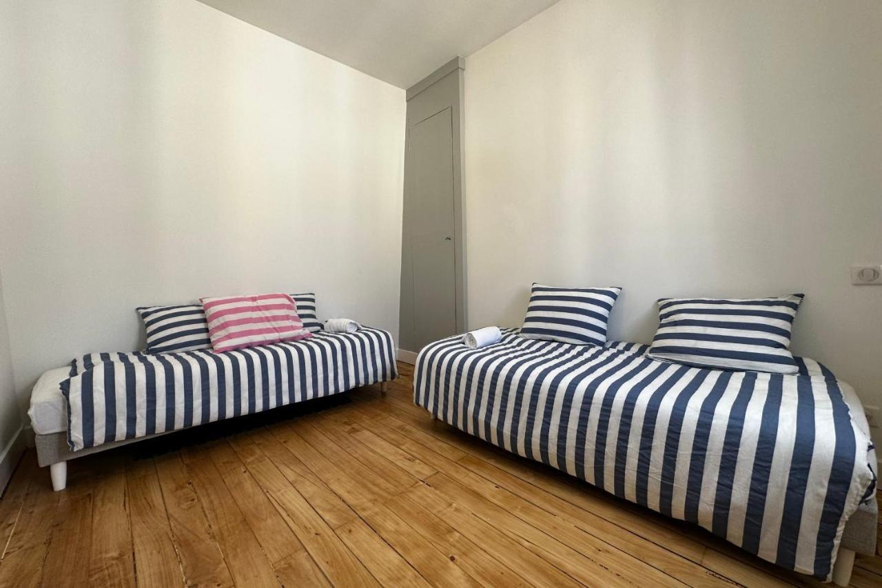In The Beautiful Districts Of Tours A "Particular" With Great Comfort Exterior foto
