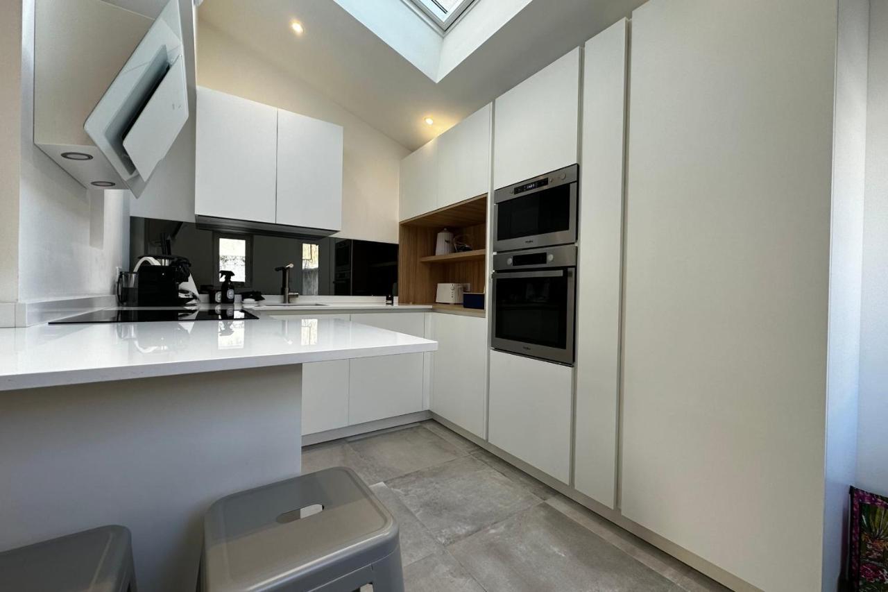 In The Beautiful Districts Of Tours A "Particular" With Great Comfort Exterior foto